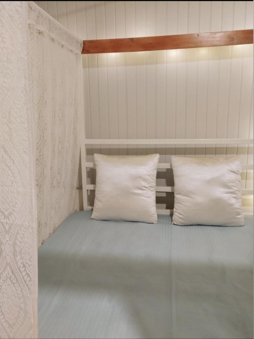 Lighthouse Bnb Indore Extérieur photo